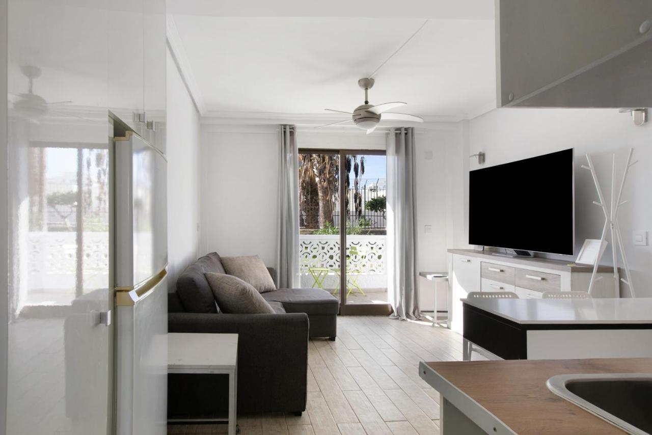 Apartment At 30 Mts From Sea Playa de las Américas Kültér fotó